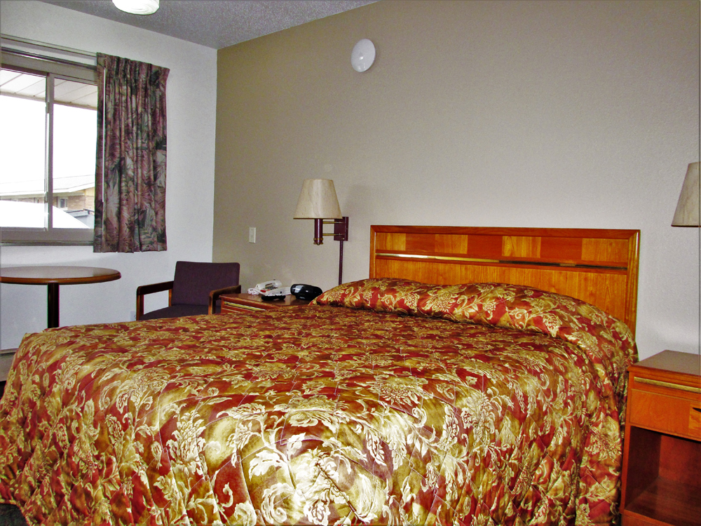 hotel motel accommodation